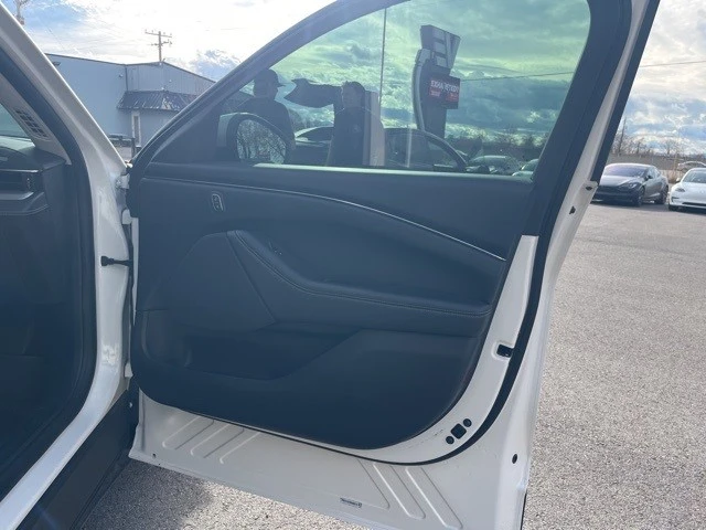 2021 Ford Mustang Mach-E - Image 19 of 21