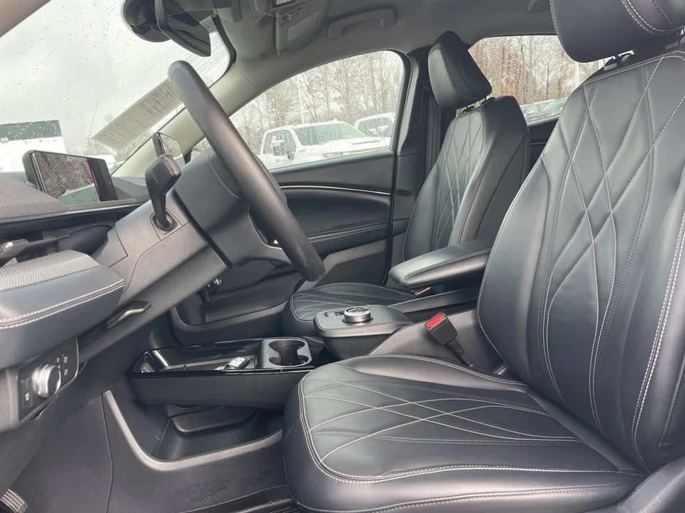 2021 Ford Mustang Mach-E - Image 10 of 12