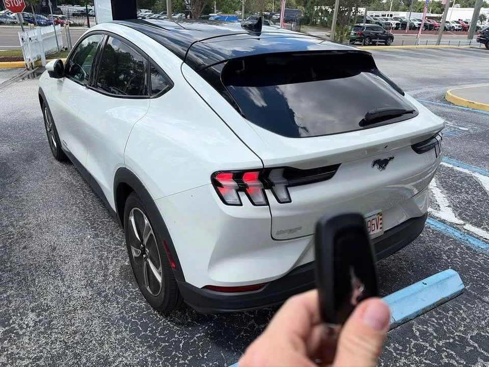 2021 Ford Mustang Mach-E - Image 4 of 7