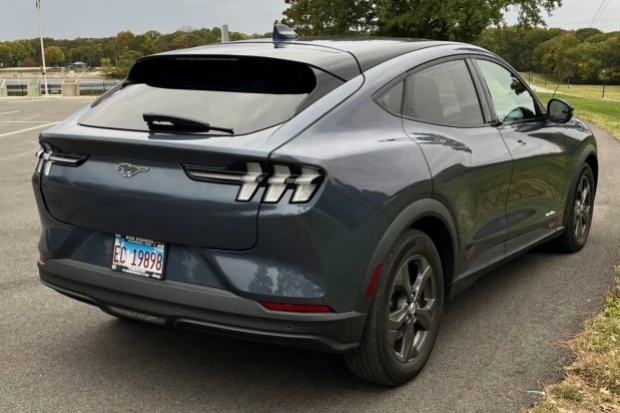 2021 Ford Mustang Mach-E - Image 2 of 8