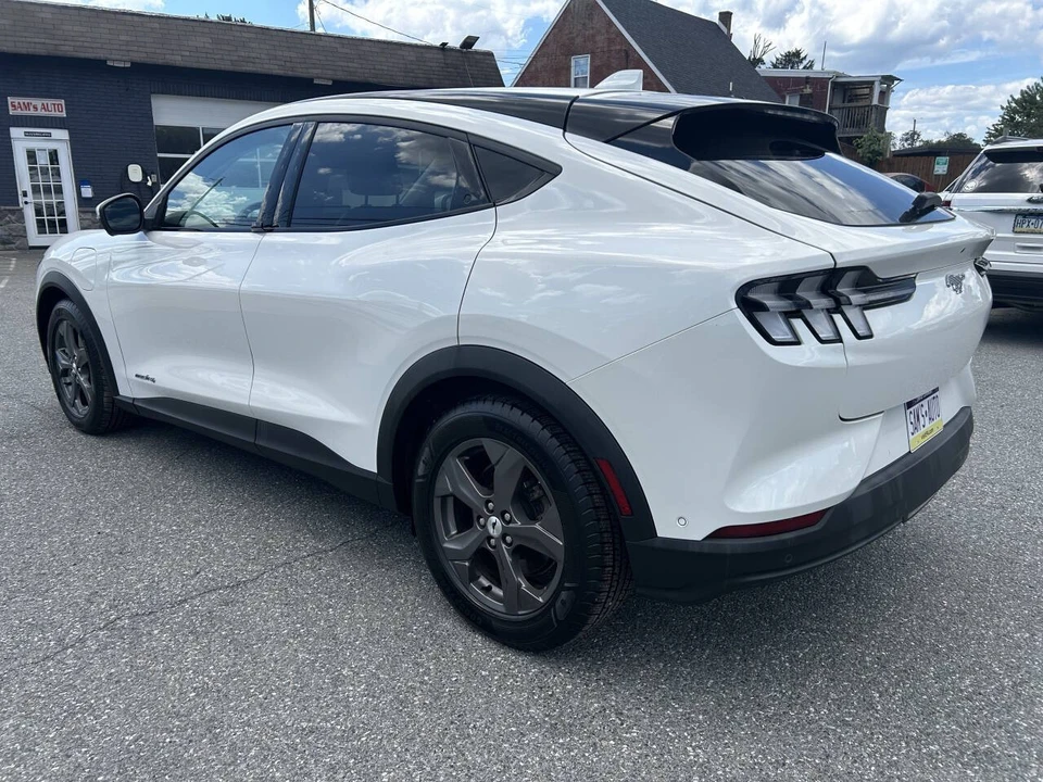 2021 Ford Mustang Mach-E - Image 5 of 21