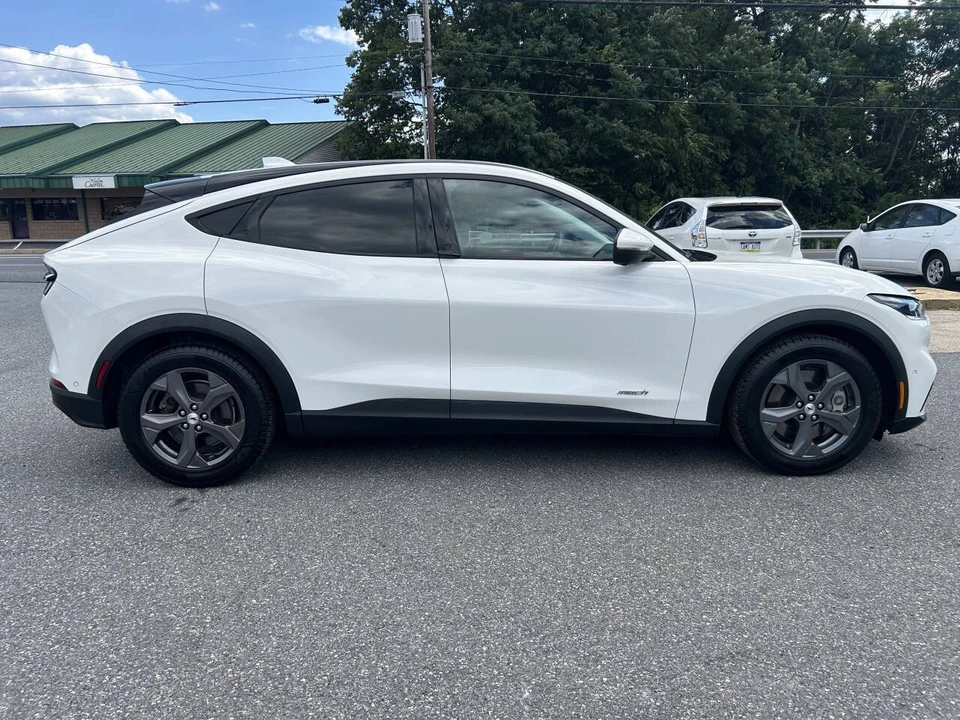 2021 Ford Mustang Mach-E - Image 8 of 21