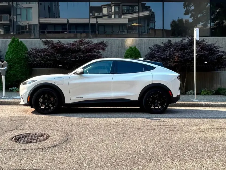 2021 Ford Mustang Mach-E - Image 3 of 20