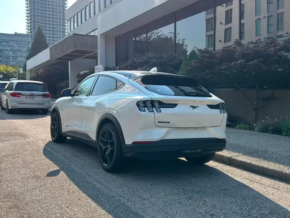 2021 Ford Mustang Mach-E - Image 4 of 20