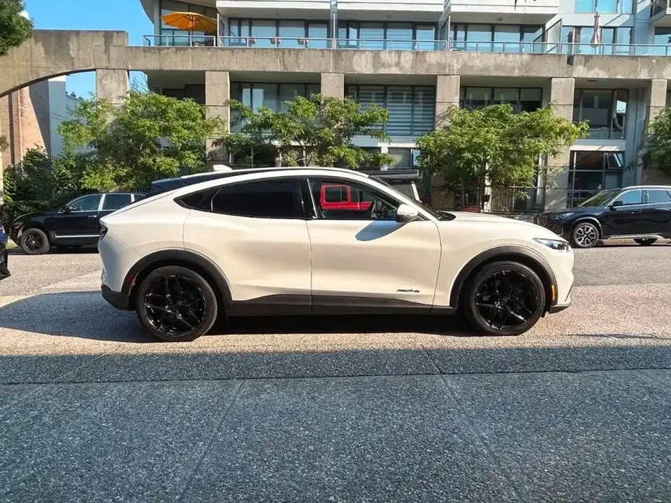 2021 Ford Mustang Mach-E - Image 8 of 20