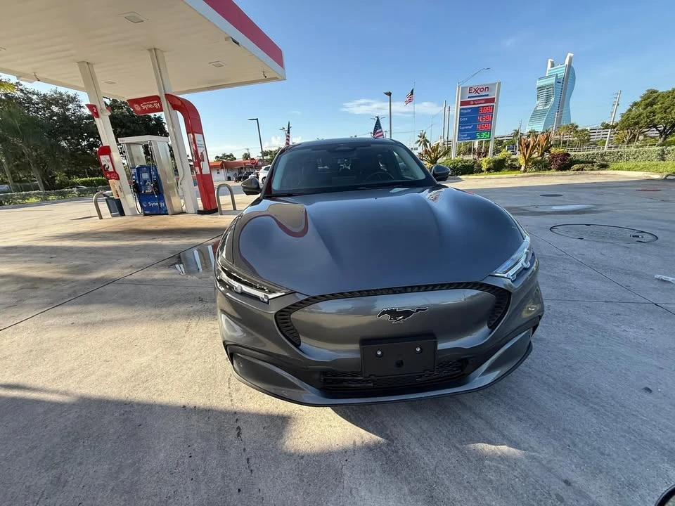 2021 Ford Mustang Mach-E - Image 2 of 10