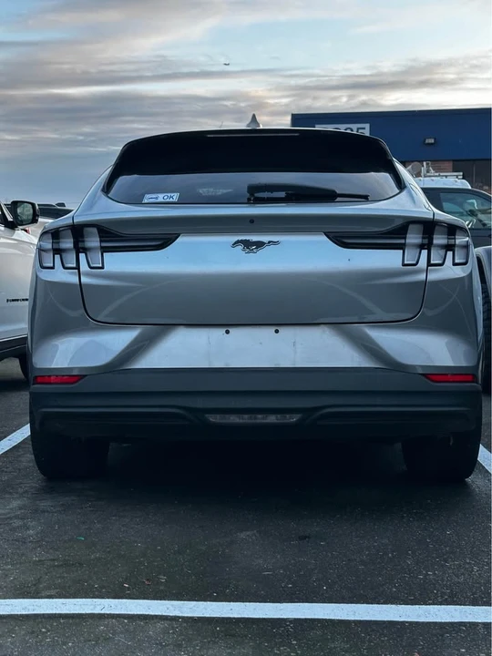 2021 Ford Mustang Mach-E - Image 5 of 9