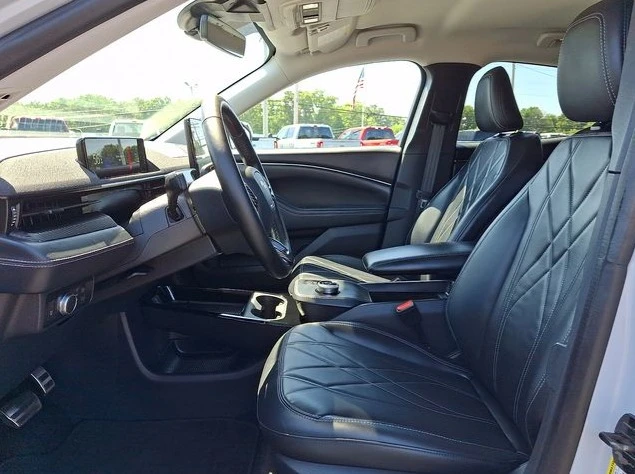 2021 Ford Mustang Mach-E - Image 10 of 13