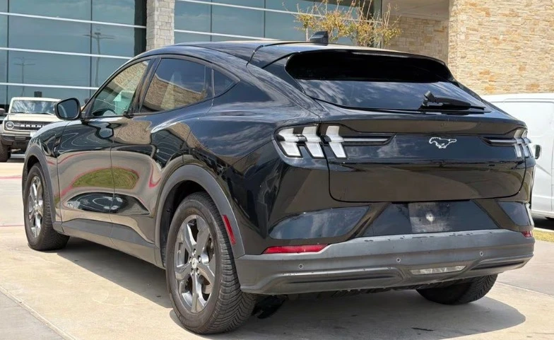 2021 Ford Mustang Mach-E - Image 6 of 12