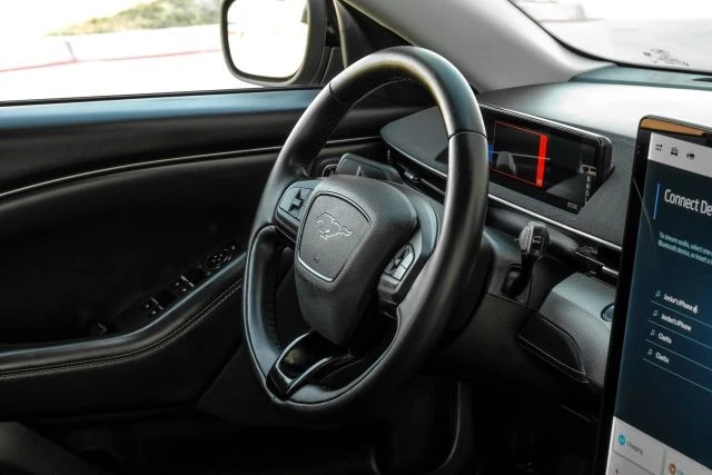 2021 Ford Mustang Mach-E - Image 15 of 21