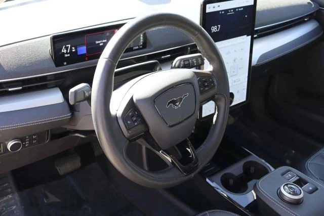 2021 Ford Mustang Mach-E - Image 17 of 21