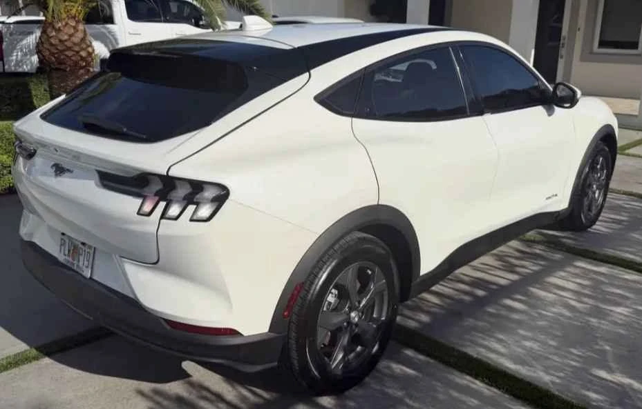 2021 Ford Mustang Mach-E - Image 2 of 18