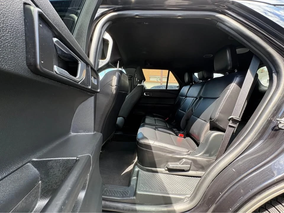 2021 Ford Explorer 6th Gen - Image 15 of 19