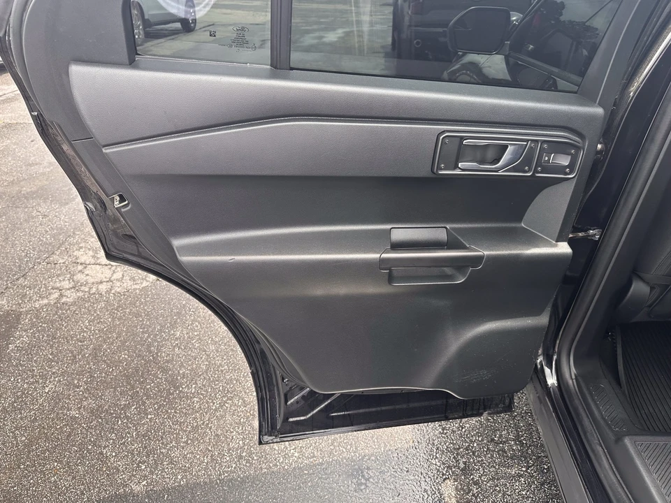 2021 Ford Explorer 6th Gen - Image 13 of 29