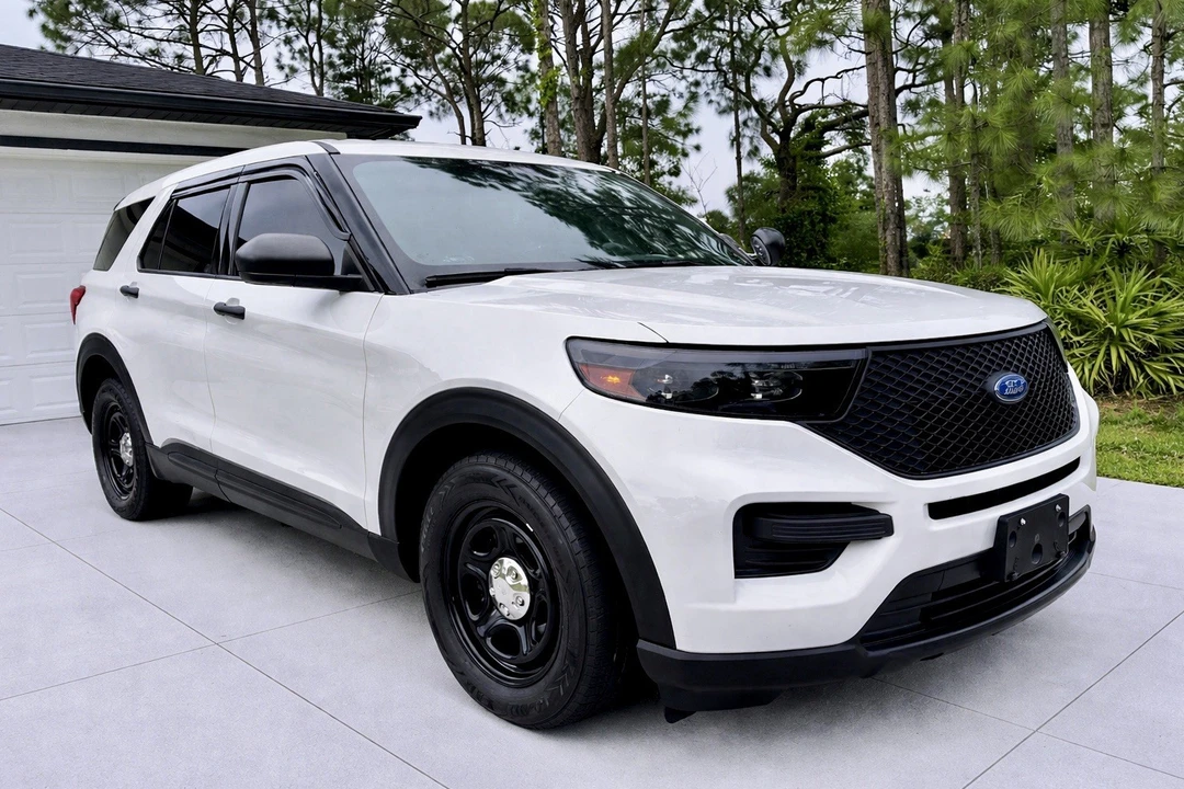 2021 Ford Explorer 6th Gen - Image 2 of 12