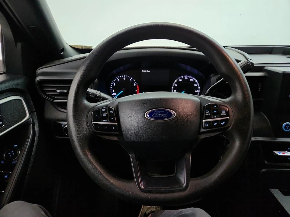 2021 Ford Explorer 6th Gen - Image 17 of 21