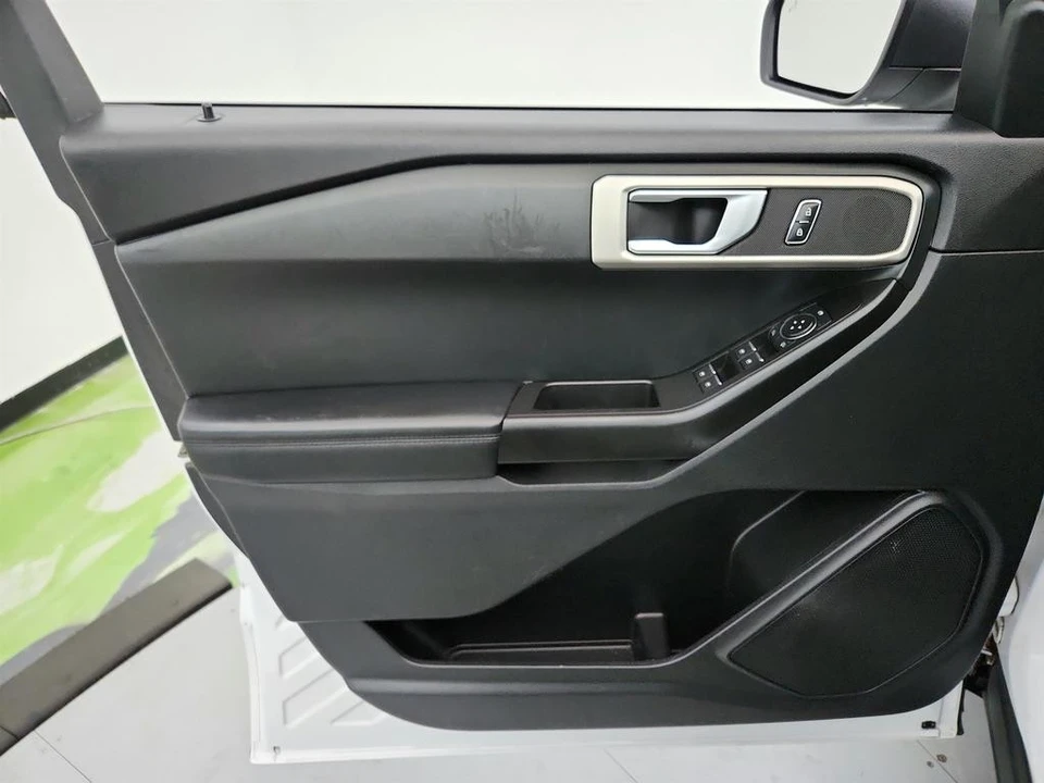 2021 Ford Explorer 6th Gen - Image 20 of 21