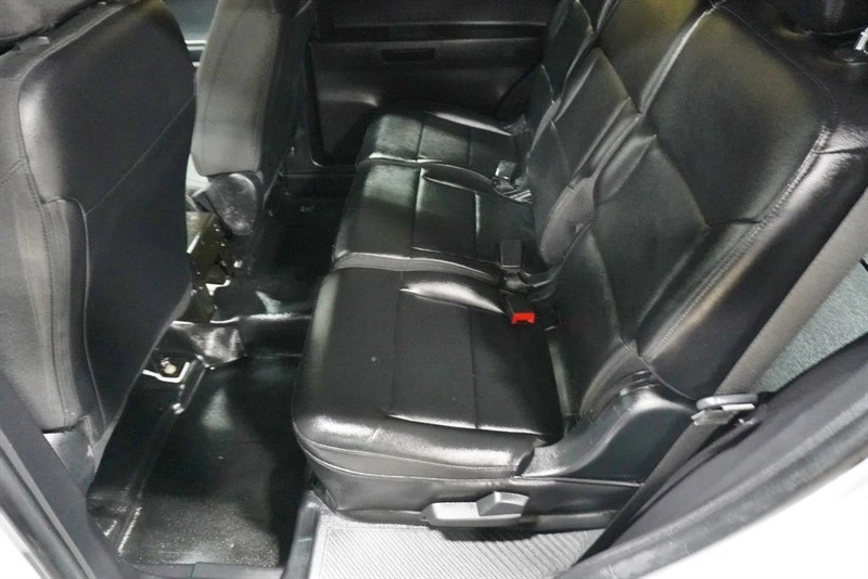 2021 Ford Explorer 6th Gen - Image 31 of 31