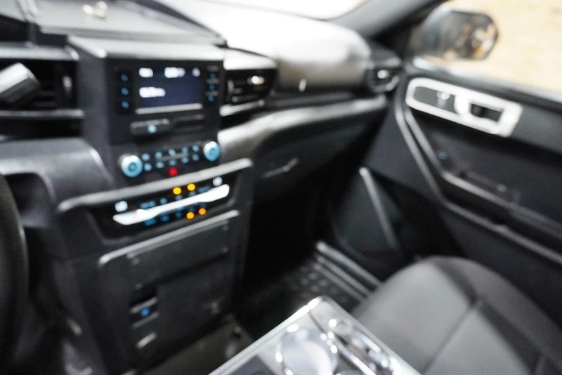 2021 Ford Explorer 6th Gen - Image 27 of 31