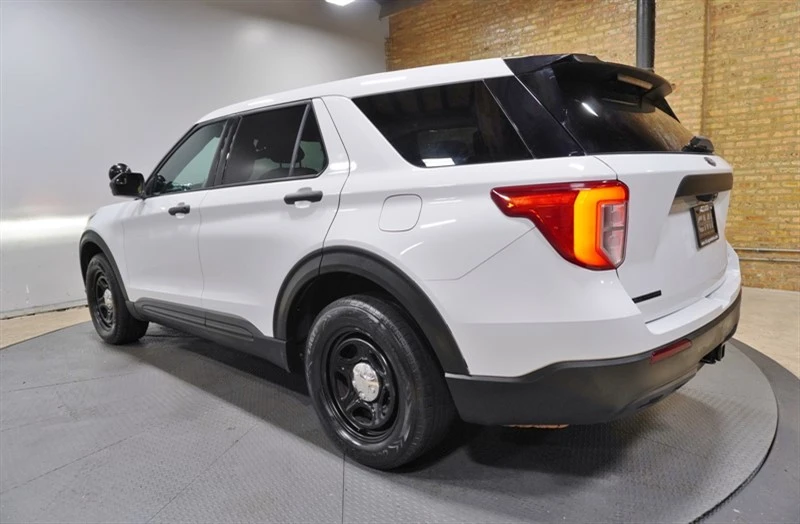2021 Ford Explorer 6th Gen - Image 16 of 31