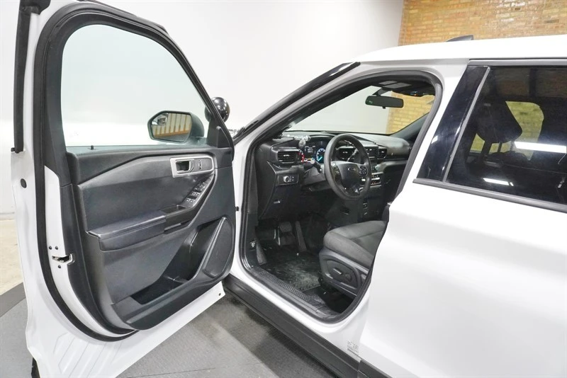 2021 Ford Explorer 6th Gen - Image 20 of 31