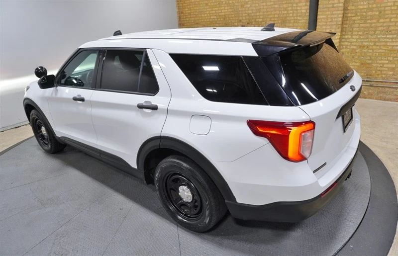 2021 Ford Explorer 6th Gen - Image 17 of 31