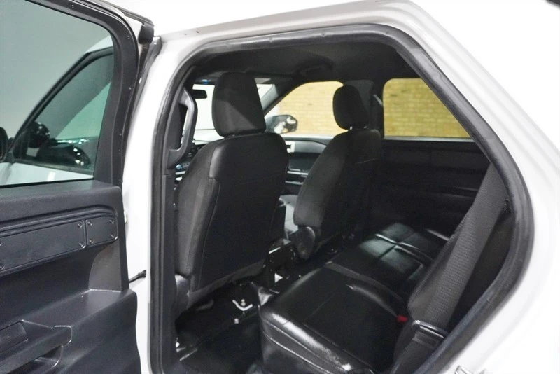 2021 Ford Explorer 6th Gen - Image 29 of 31
