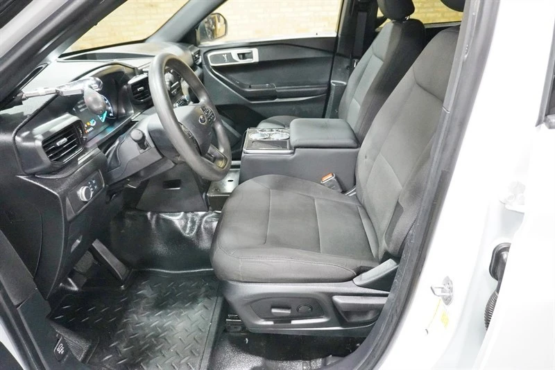 2021 Ford Explorer 6th Gen - Image 22 of 31