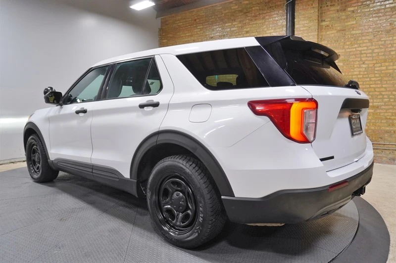 2021 Ford Explorer 6th Gen - Image 15 of 21