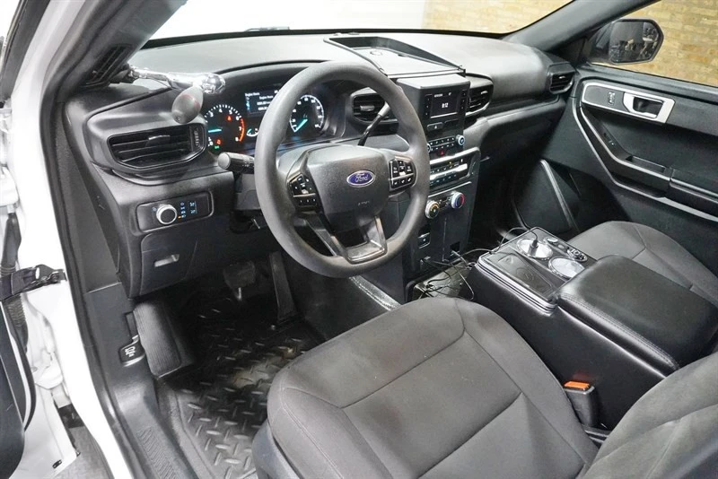 2021 Ford Explorer 6th Gen - Image 20 of 21