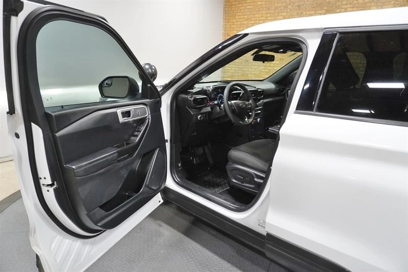 2021 Ford Explorer 6th Gen - Image 19 of 21