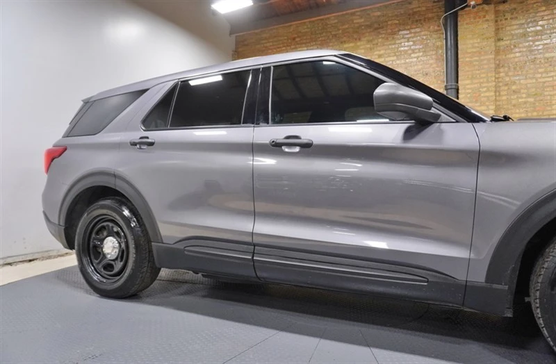 2021 Ford Explorer 6th Gen - Image 9 of 12