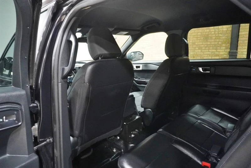 2021 Ford Explorer 6th Gen - Image 28 of 31
