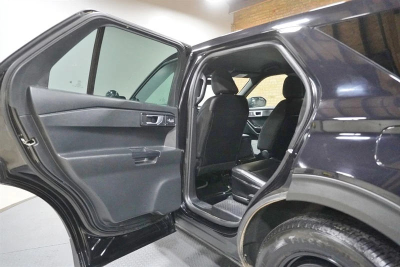 2021 Ford Explorer 6th Gen - Image 27 of 31