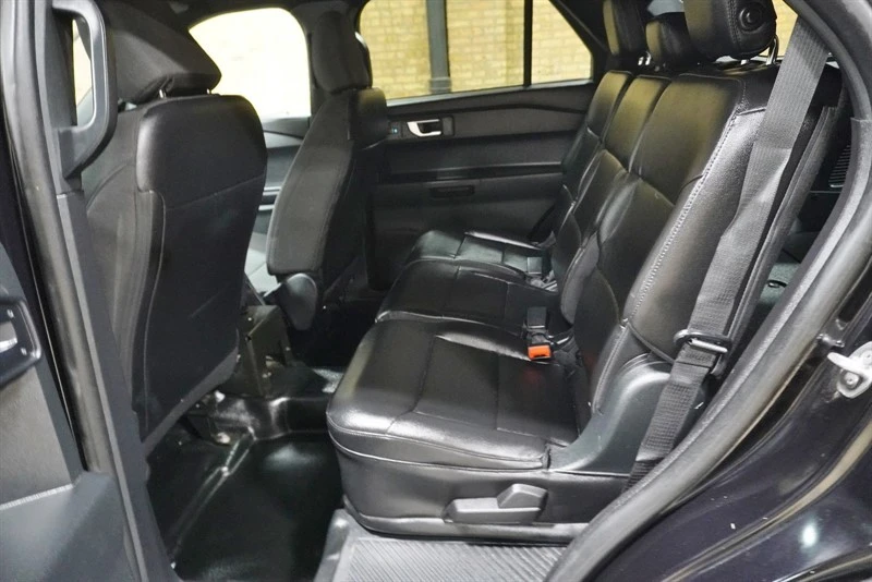 2021 Ford Explorer 6th Gen - Image 29 of 31