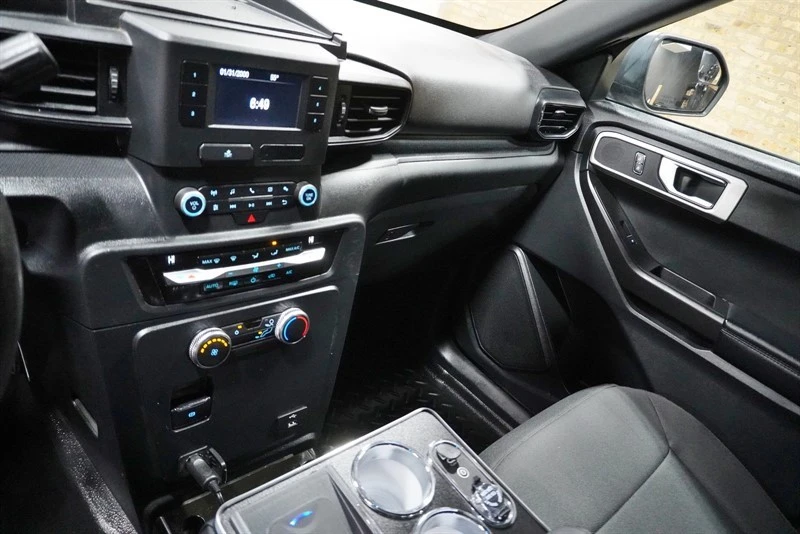 2021 Ford Explorer 6th Gen - Image 26 of 31