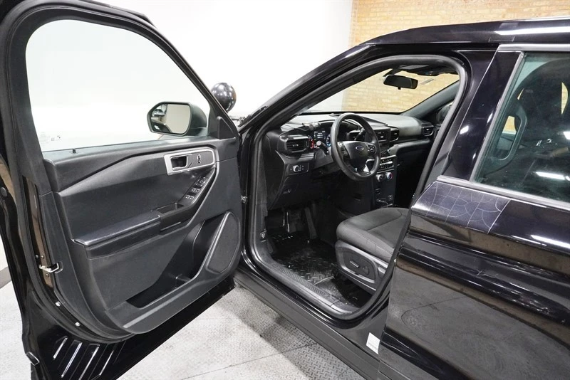 2021 Ford Explorer 6th Gen - Image 19 of 21