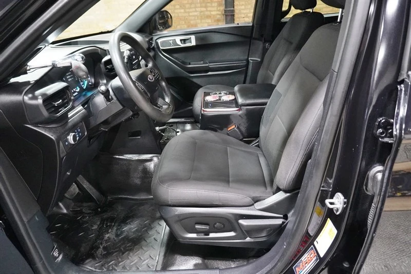 2021 Ford Explorer 6th Gen - Image 21 of 31