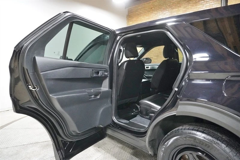 2021 Ford Explorer 6th Gen - Image 27 of 31
