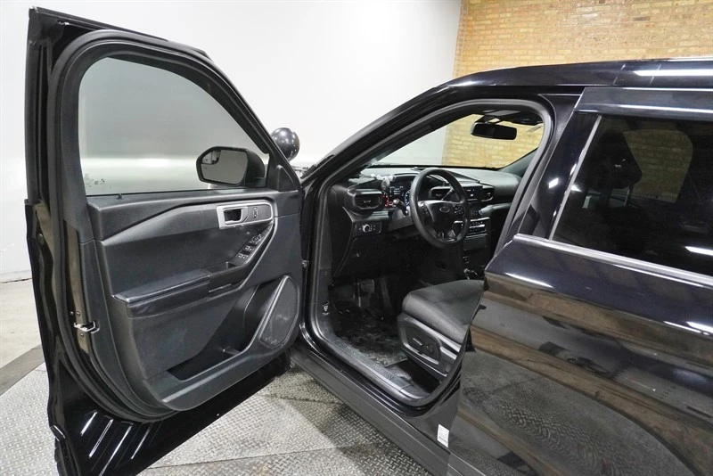 2021 Ford Explorer 6th Gen - Image 19 of 21