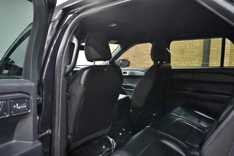 2021 Ford Explorer 6th Gen - Image 28 of 31