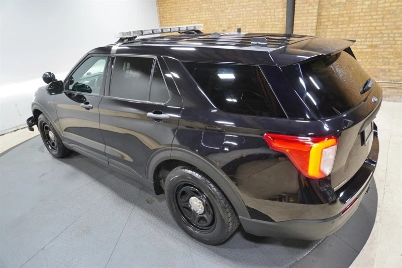 2021 Ford Explorer 6th Gen - Image 17 of 21