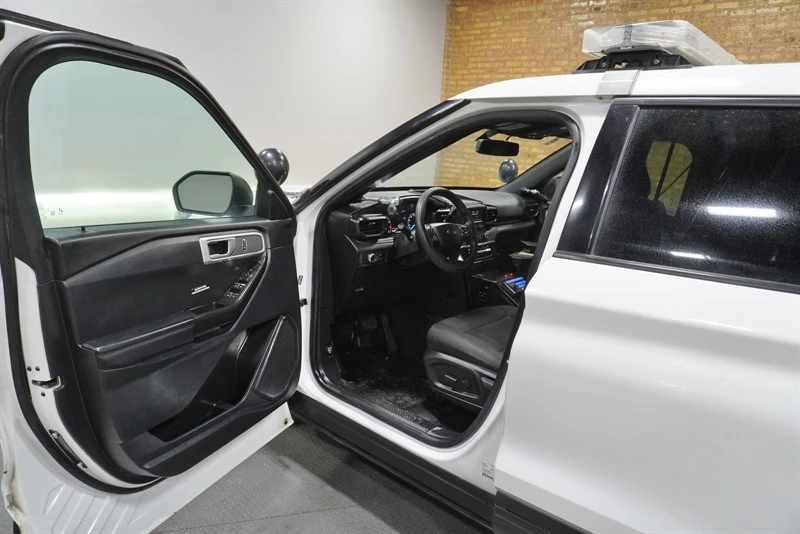 2021 Ford Explorer 6th Gen - Image 20 of 21