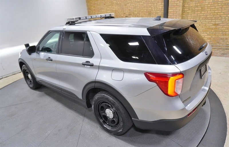2021 Ford Explorer 6th Gen - Image 16 of 21