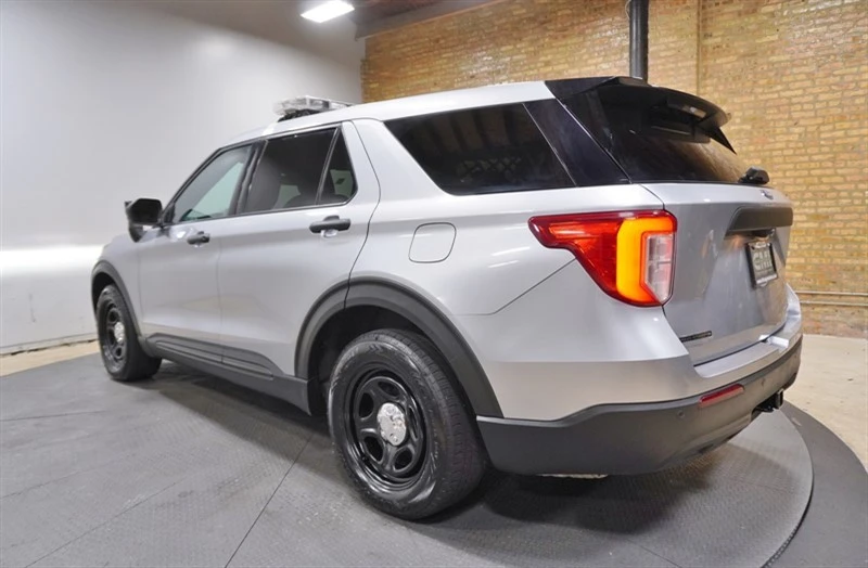 2021 Ford Explorer 6th Gen - Image 15 of 21