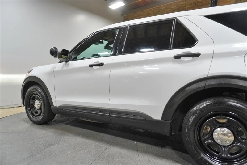 2021 Ford Explorer 6th Gen - Image 18 of 21