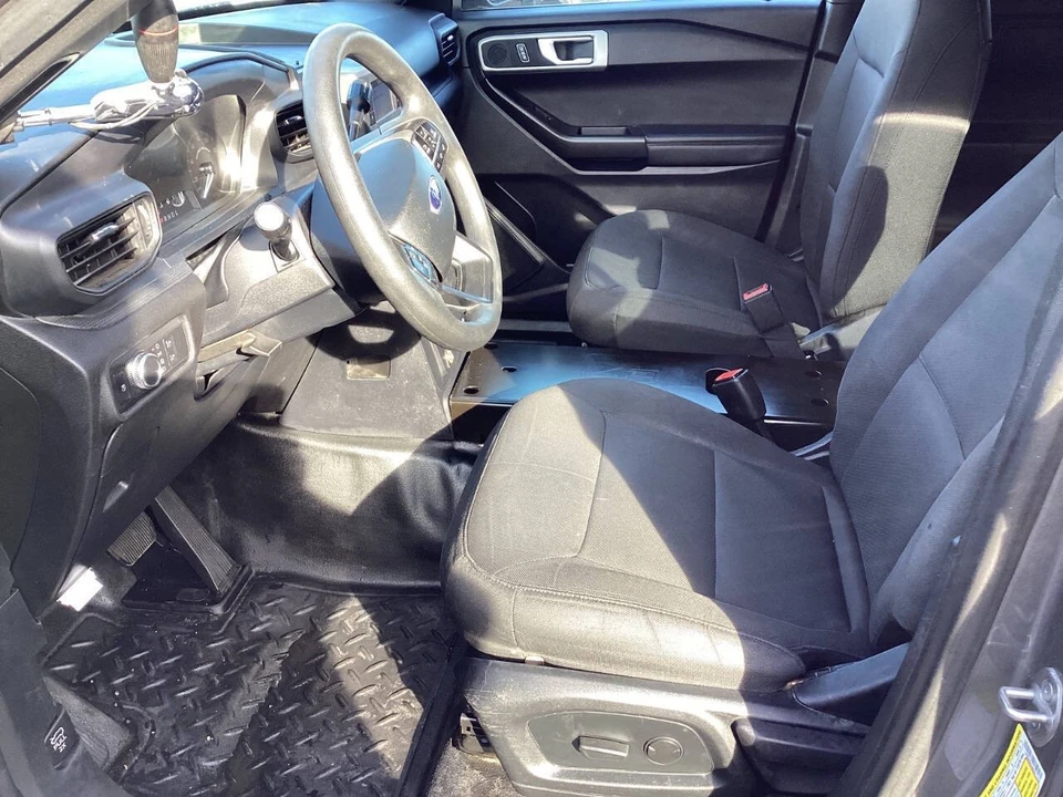 2021 Ford Explorer 6th Gen - Image 14 of 21