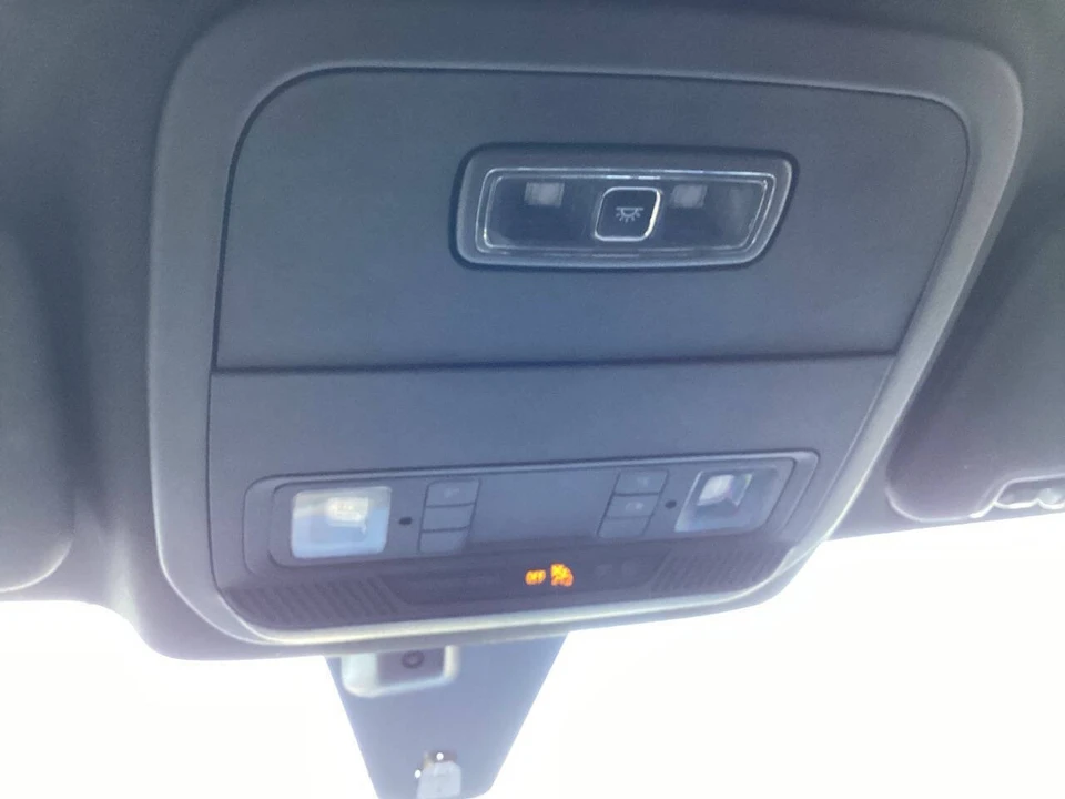 2021 Ford Explorer 6th Gen - Image 19 of 21