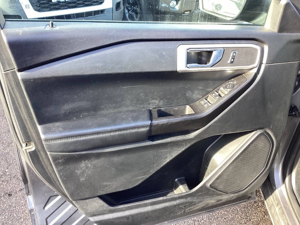 2021 Ford Explorer 6th Gen - Image 16 of 21