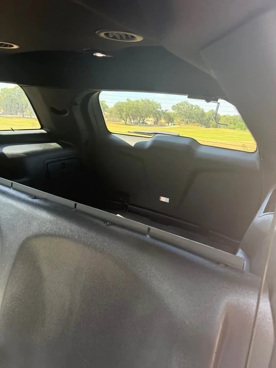 2021 Ford Explorer 6th Gen - Image 13 of 19